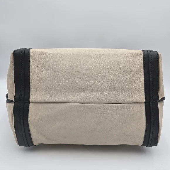 Chloe Alison East-West Leather Tote Bag - Picture 10 of 16